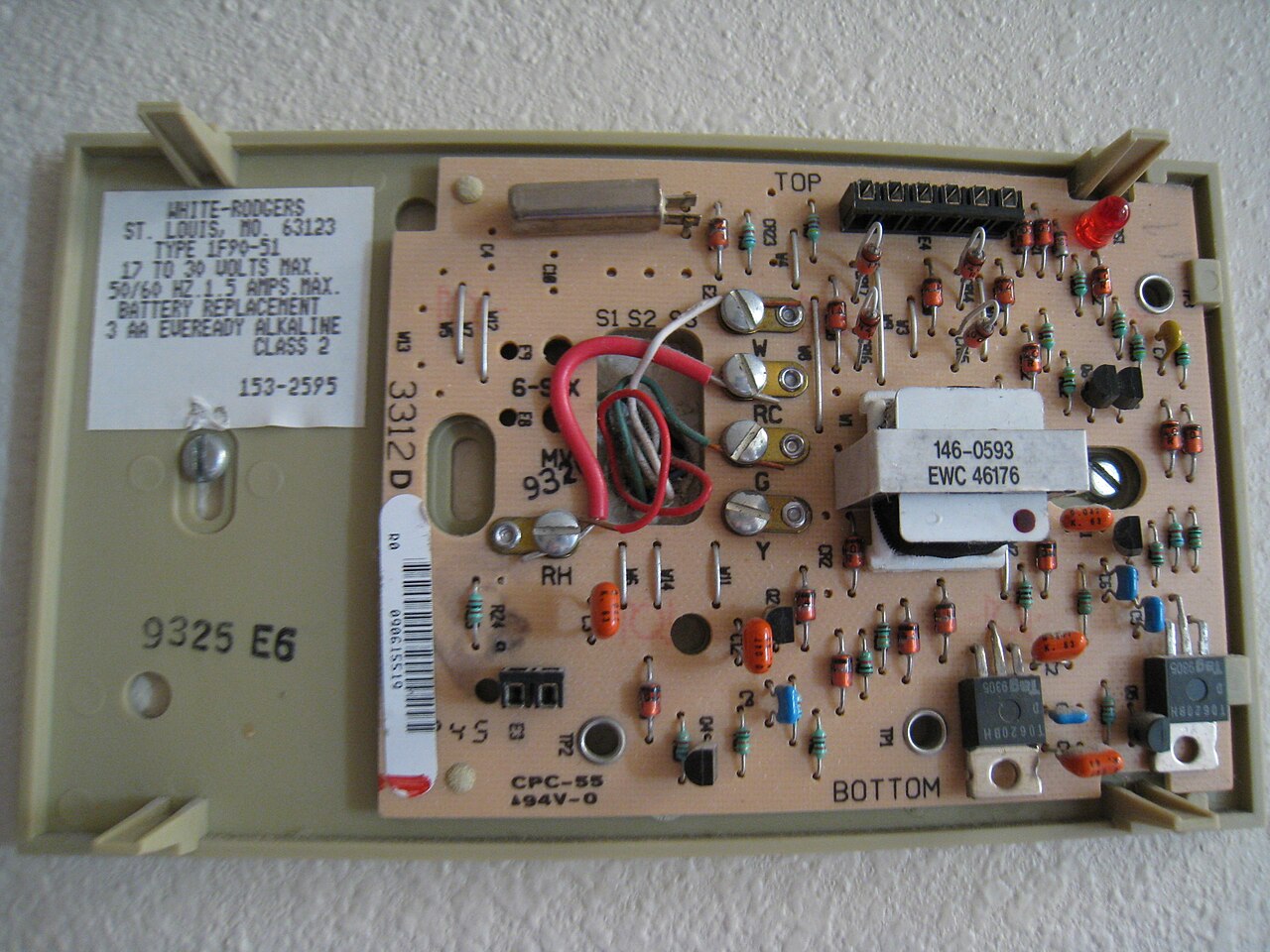 How to Change Your Thermostat Batteries and Settings for Summer